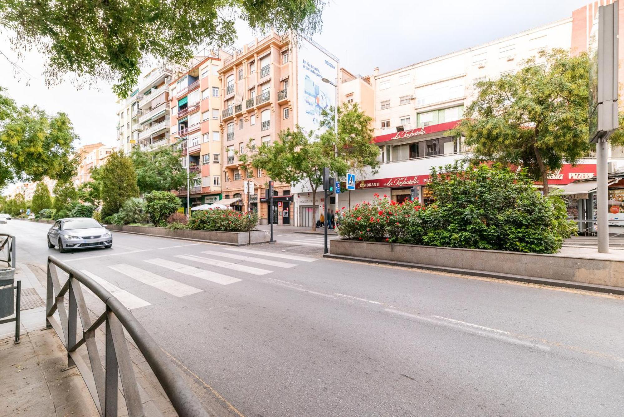 Tuguest Neptuno Apartment Granada Dış mekan fotoğraf