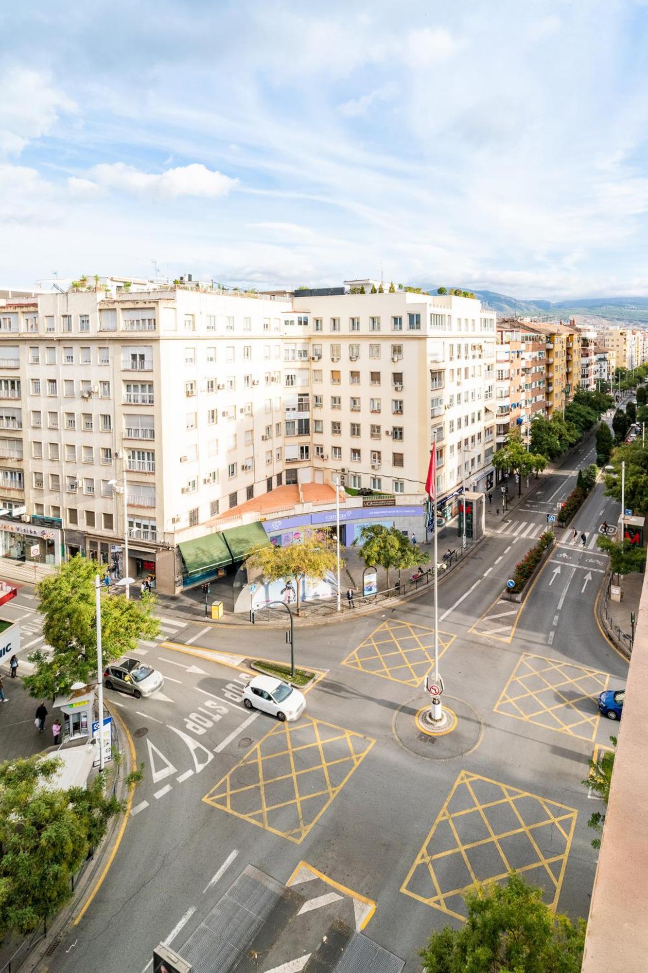 Tuguest Neptuno Apartment Granada Dış mekan fotoğraf